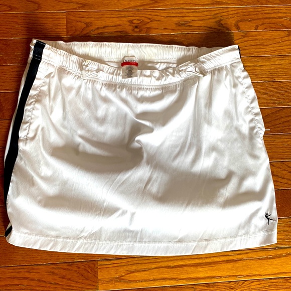 Danskin Skort Sz 12/14 - Picture 1 of 3